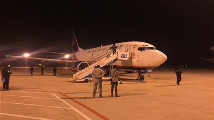 送去最亟需的防疫物資 中原龍浩航空再次包機(jī)抵達(dá)武漢